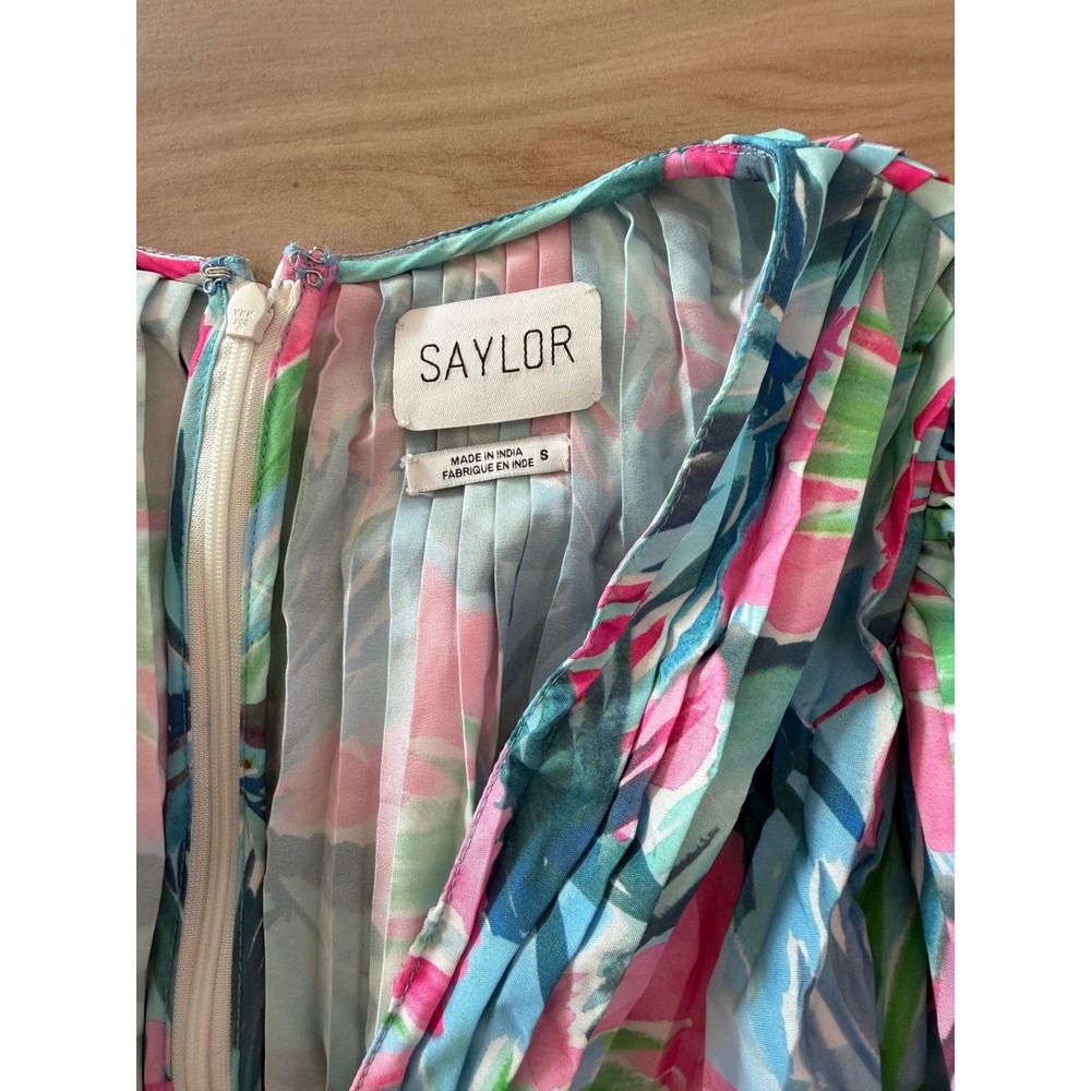 Saylor Tropical Palm Print Pleated Mini Dress Pink Blue V-Neck Size‎ S - Picture 2 of 4